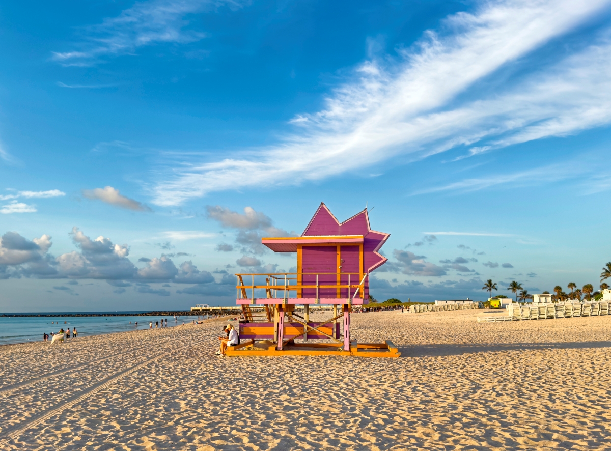Reddingspost op Miami 13th St Beach South Beach © Alessio Barbarino